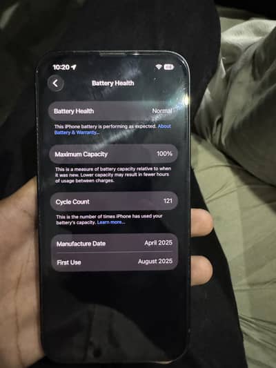 Apple iPhone 16e JV