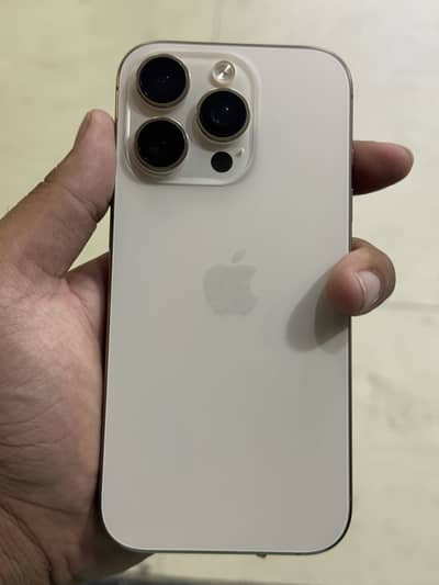 Apple iPhone 16 Pro
