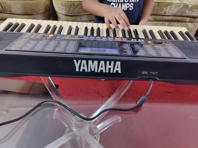 Yamaha psr 190 in very good condition