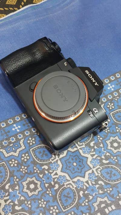 Sony Alpha Mark III (A73)