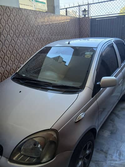 Toyota Vitz 2001