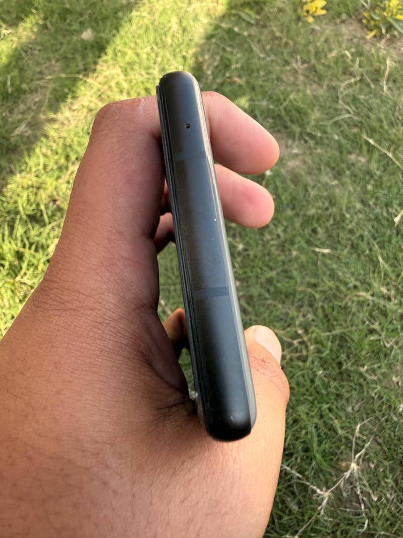 Google Pixel 6a 4