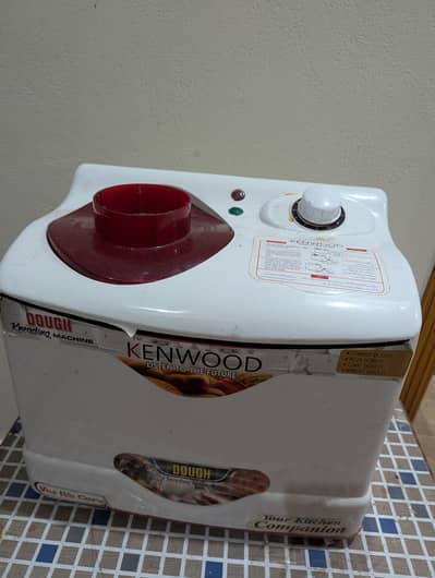 Kenwood AATA machine. . . Dough maker