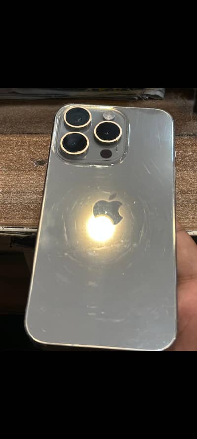 Apple iPhone 15 Pro