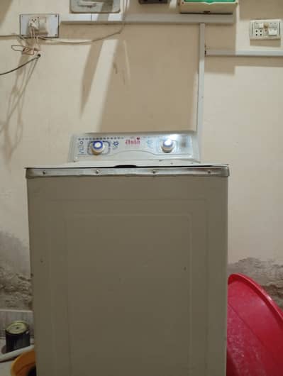 Asia Washing Machine with Metal Body in Good Condition