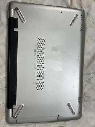 HP Laptop 15-bs0xx, Core i5 7th Gen. 8GB RAM, AMD Radeon (TM) 520 GC