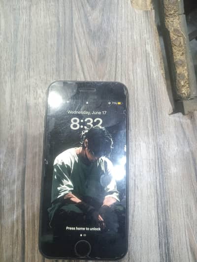 Apple iPhone SE 2020