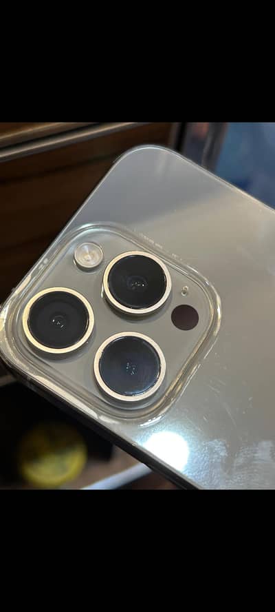 Apple iPhone 15 Pro