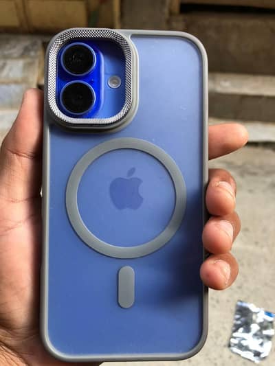 Apple iPhone 16