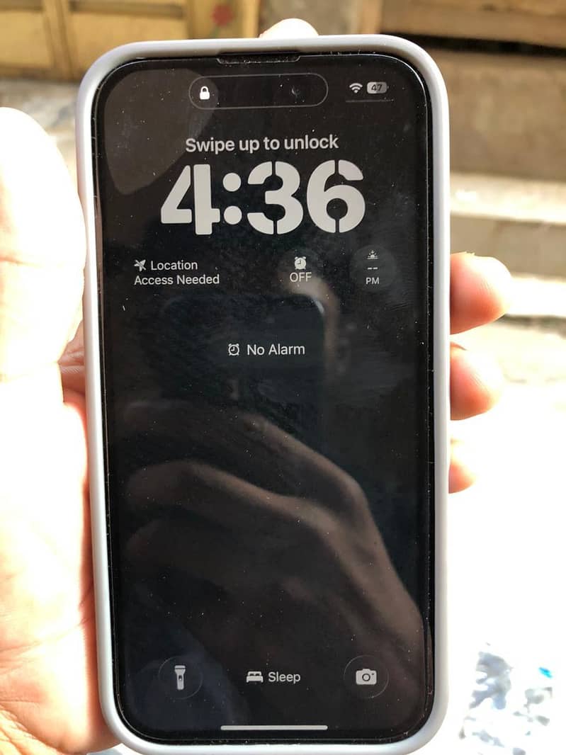Apple iPhone 16 1