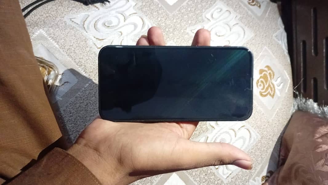 Apple iPhone 13 3