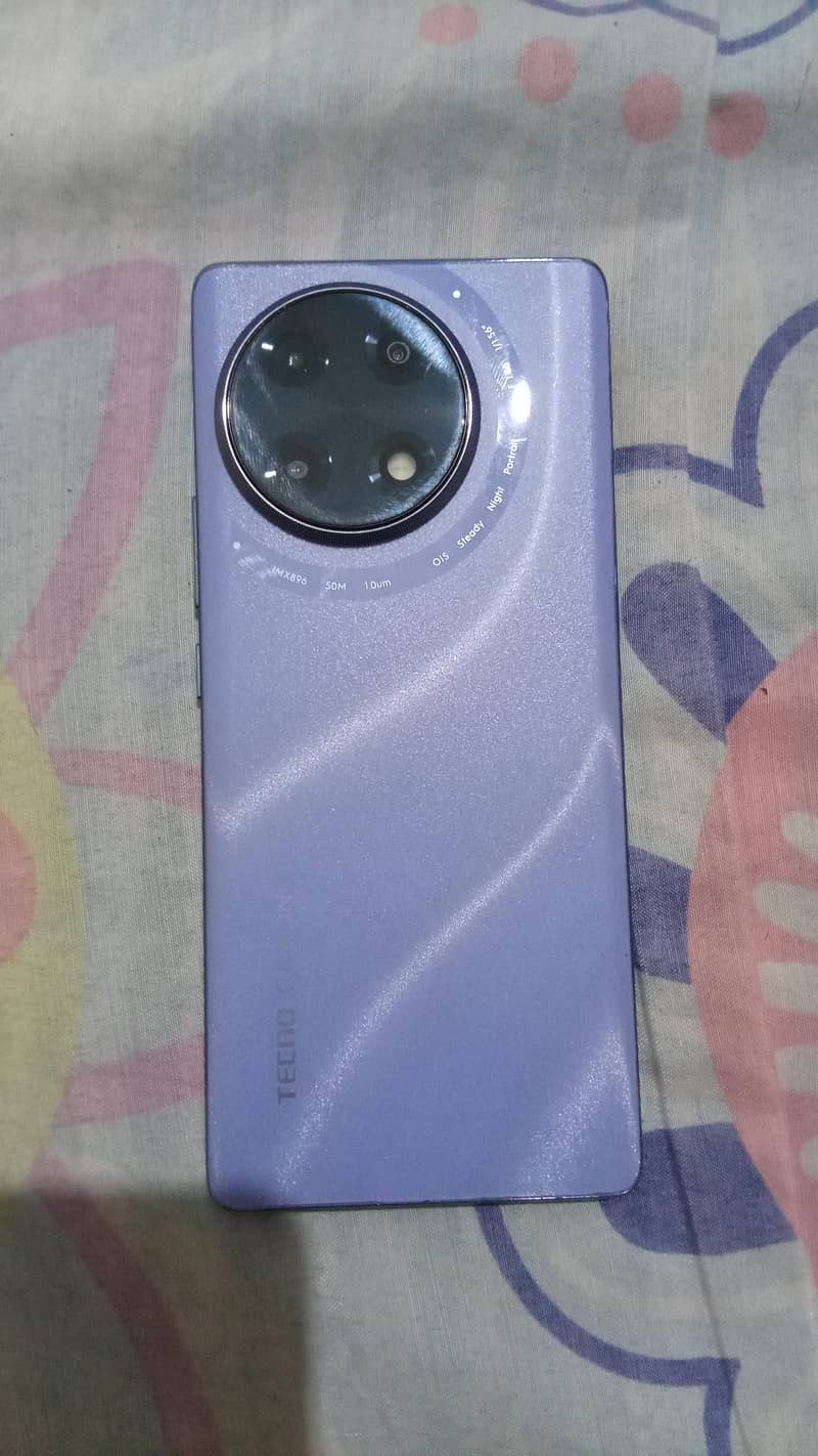 Tecno CAMON 30S 1