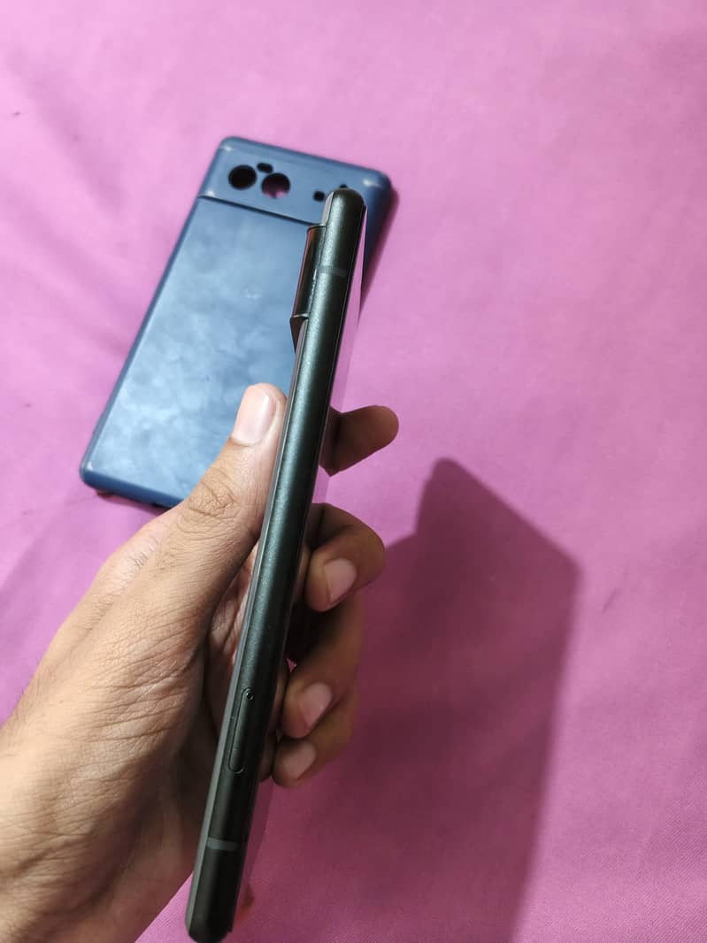 Google Pixel 6 5