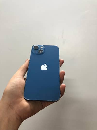 Apple iPhone 13