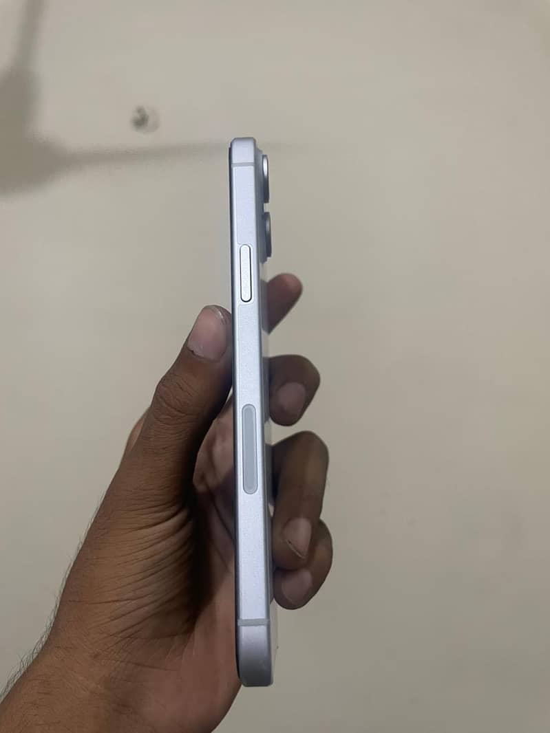 Apple iPhone 15 plus 1