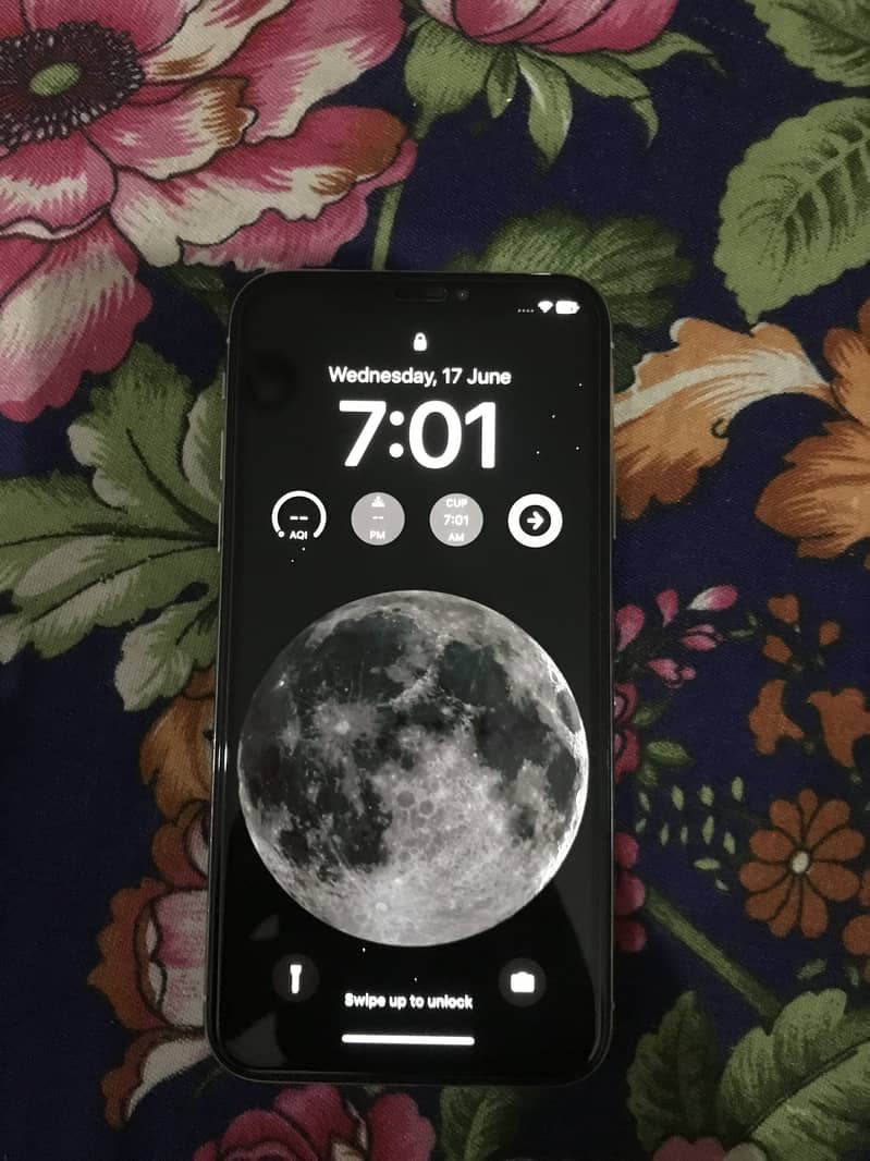 Apple iPhone X 0