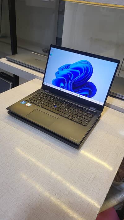 Toshiba Dynabook X30L-J Touchscreen | Core i5 11th Gen |