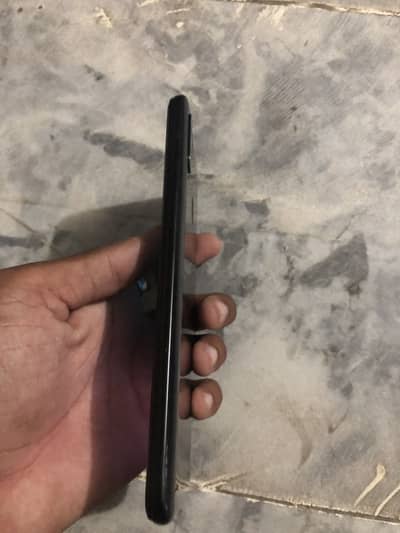 Samsung Mobile A20