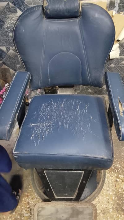 hair saloon and porler chair