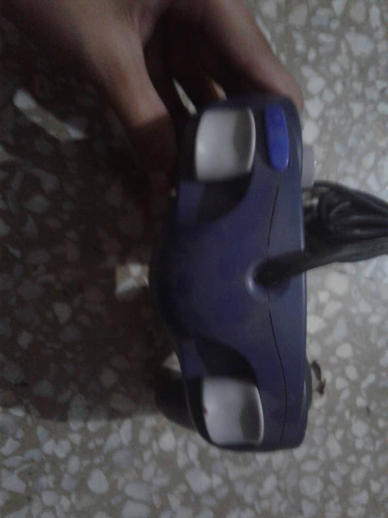 Nintendo Controllers 9
