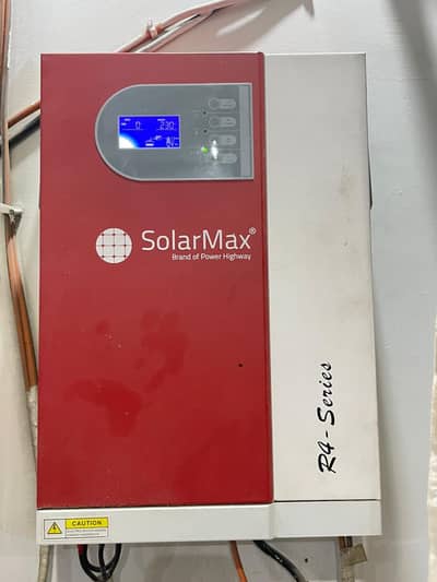 Used SolarMax 5.2KW Hybrid Solar Inverter (SM-R4-5.2-PV5000) 2 Year