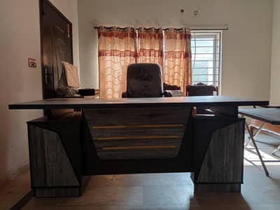 Office Table and chair