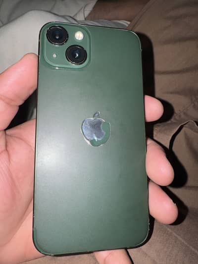 Apple iPhone 13
