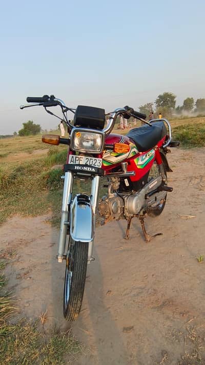 Honda CD 70  2023 model  WhatsApp message karna
