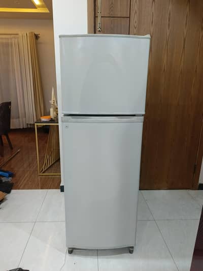 Dawlance refrigerator