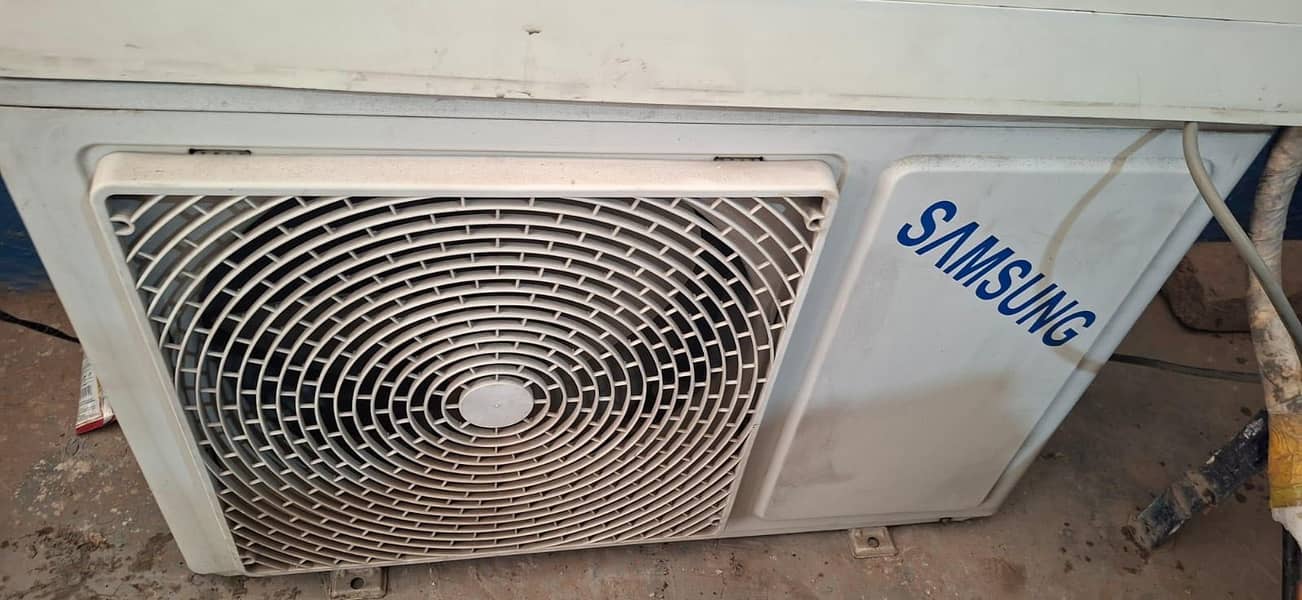 Samsung split-unit air conditioner 3