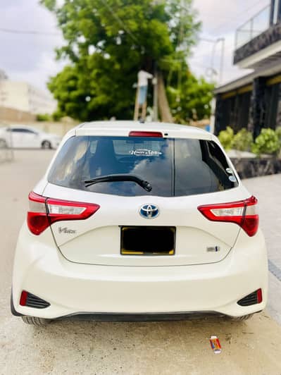 toyota vitz hybrid 2017 & 2018