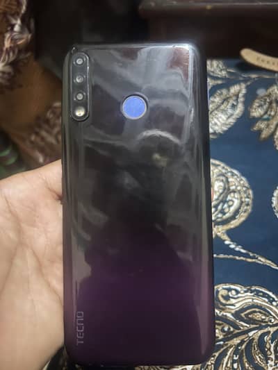 Tecno Spark 4