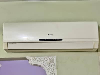 Gree 1.5 Ton Split AC for Sale – Good Condition