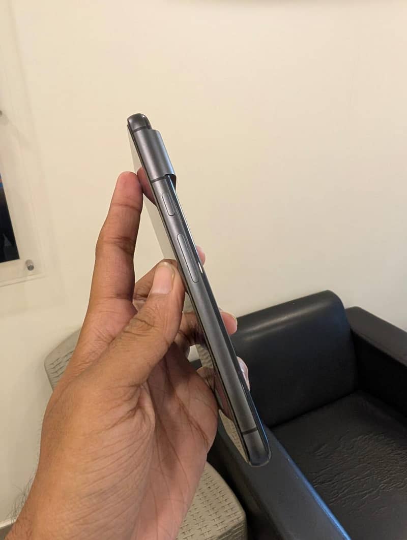 Google Pixel 8 2
