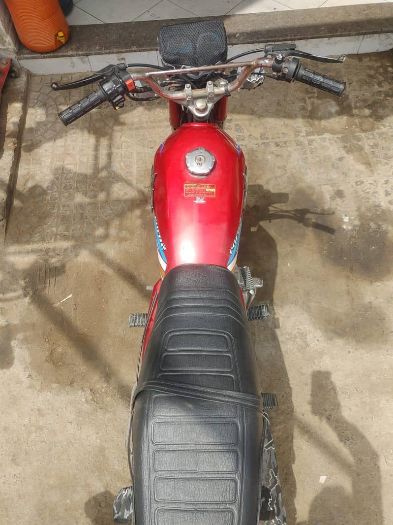 unique 125 0