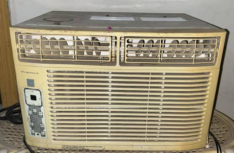 window Ac voltage stabilizer