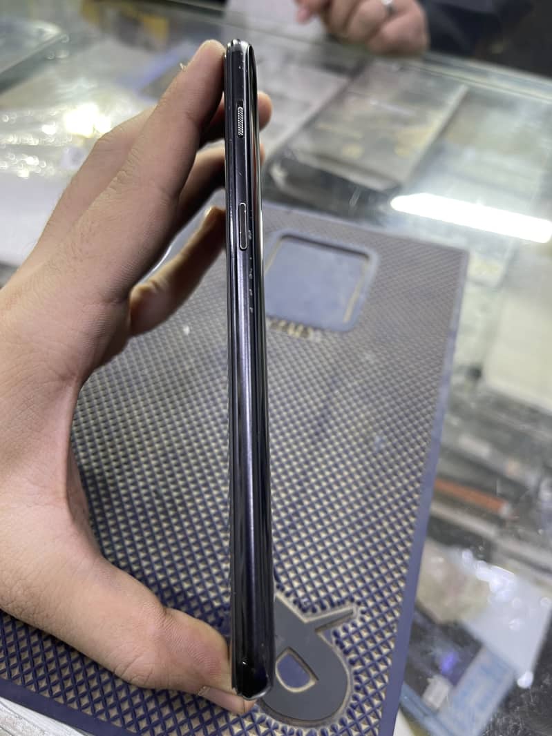 One Plus 6T 1