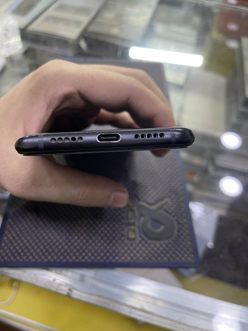 One Plus 6T 2