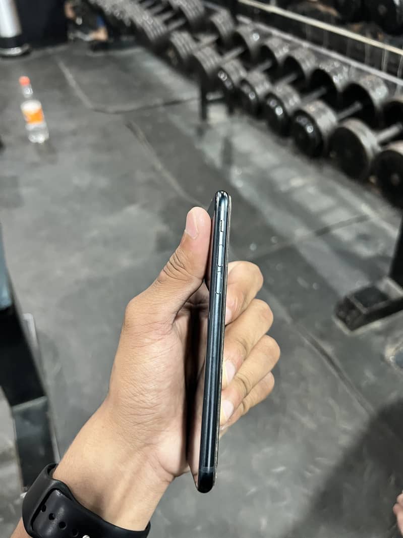 iPhone SE 4