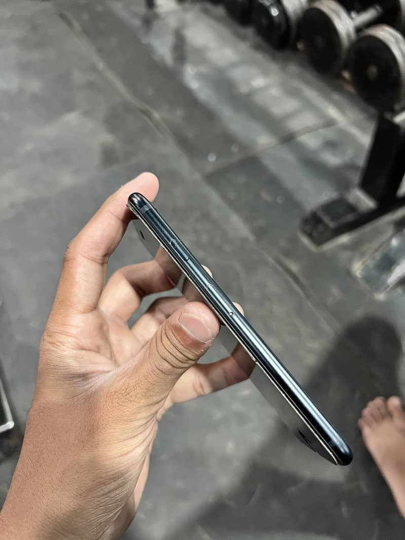 iPhone SE 5