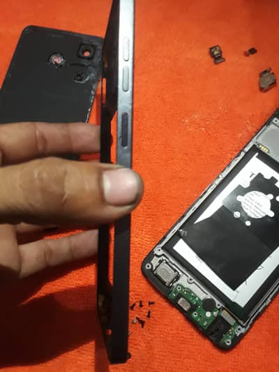 Model tecno spark 20. all parts orignal 100% back cam frnt cam battery