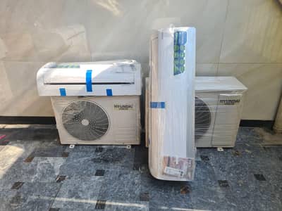 Hyundai 1 ton Dc Inverter 10 by 10 Condition Available