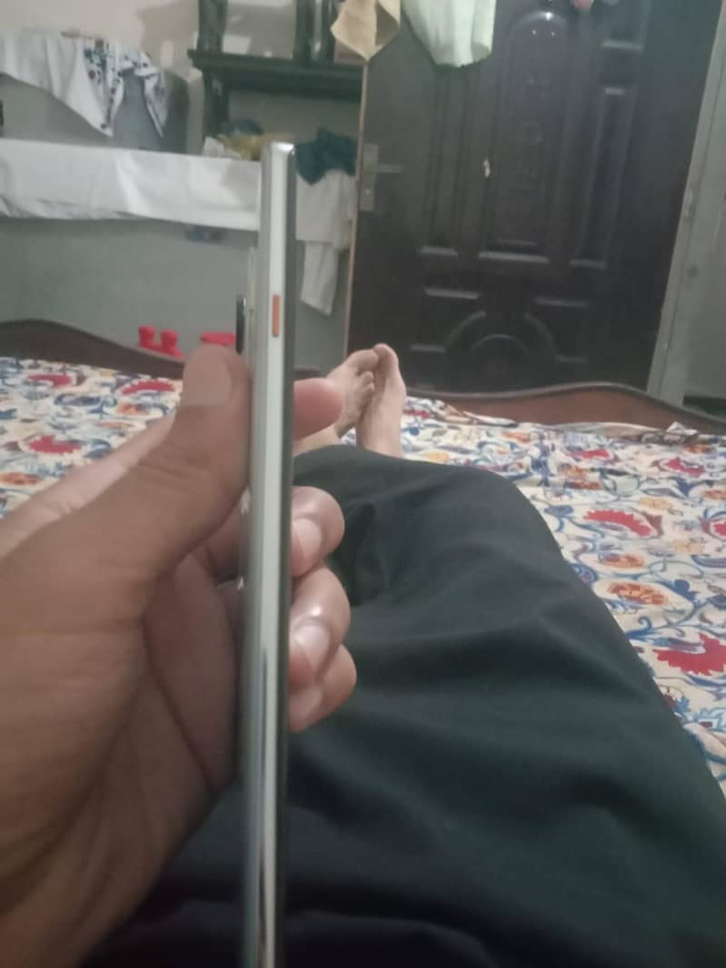 Tecno CAMON 40 Pro 3