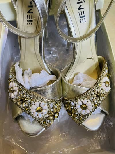 BRIDAL SHOES