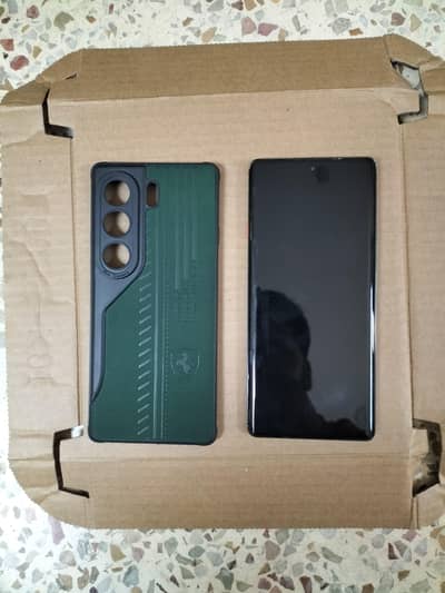 Tecno CAMON 40 Pro