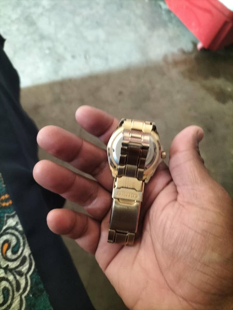 watch 1