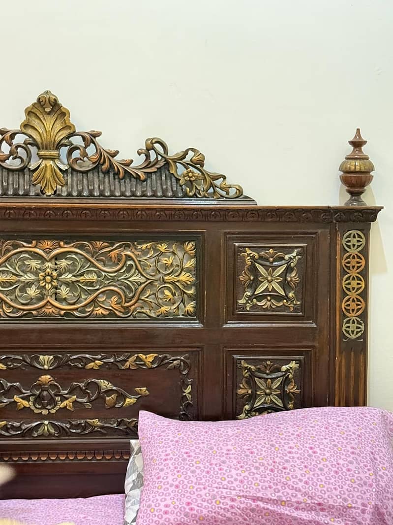 Chinioti king sized bed 1