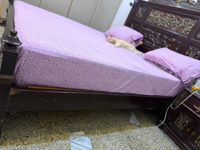 Chinioti king sized bed 4