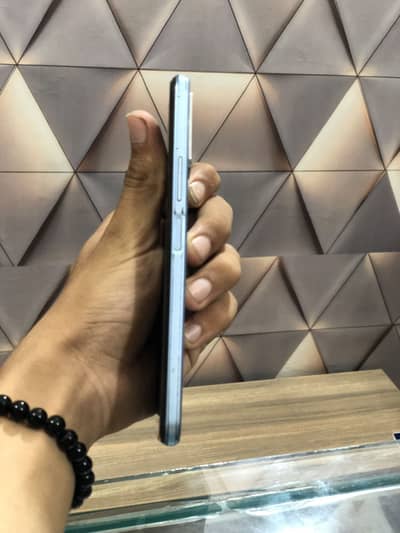 Vivo Y33s