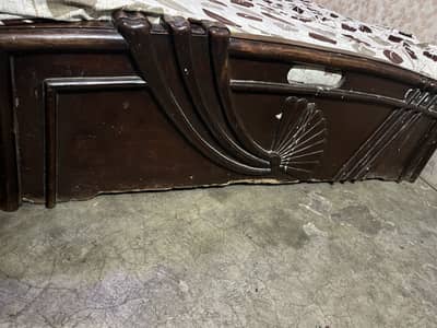 Double Bed Wooden (Sheesham Style) – Good Condition